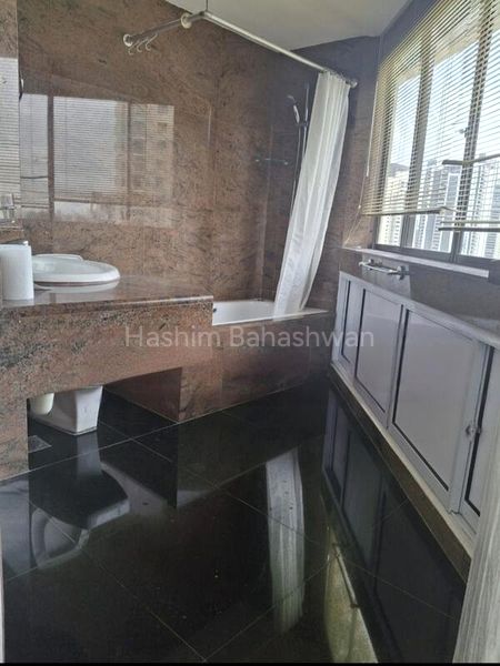 4 Bed Apartment (Condo) for Rent in  High Point - Image 4